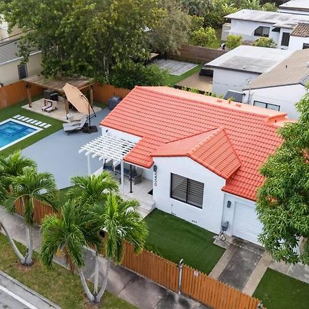 Вілла Luxury Retreat 3B ,2Ba Pool , Coral Gables Center Маямі Екстер'єр фото