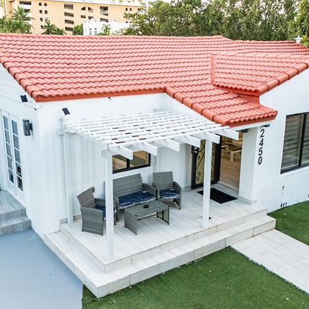 Вілла Luxury Retreat 3B ,2Ba Pool , Coral Gables Center Маямі Екстер'єр фото