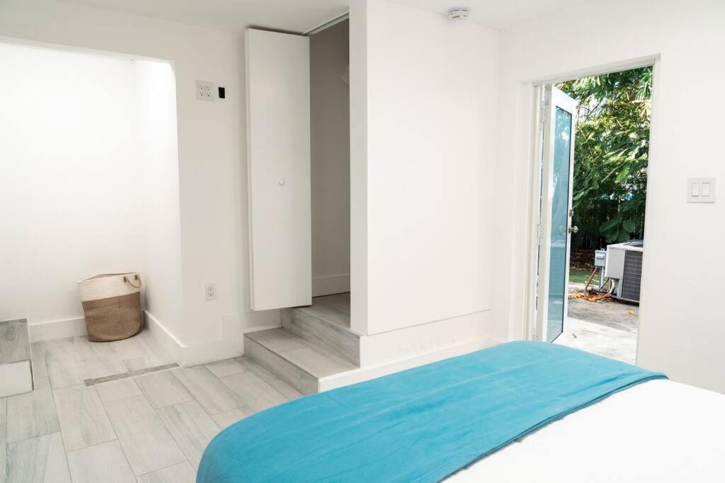 Вілла Luxury Retreat 3B ,2Ba Pool , Coral Gables Center Маямі Екстер'єр фото